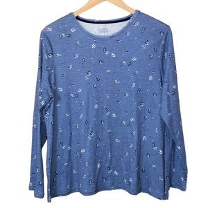 •CROFT & BARROW•BNWOT THE CLASSIC TEE IN A DENIM COLORED WHITE & BLUE FLORAL PXL